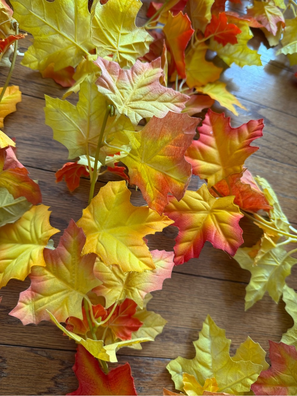 Fall Leaf Garland - Picture 2 of 4
